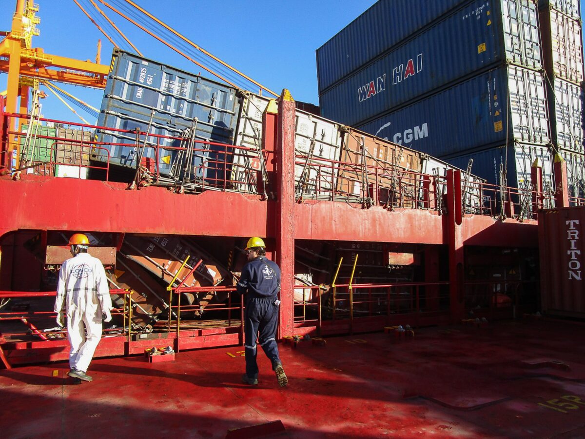 Caso relevante M/V Xin Qin Huang Dao